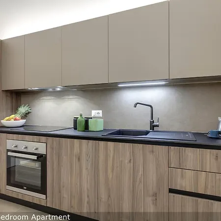 Venere & Zefiro By Mamo Florencie